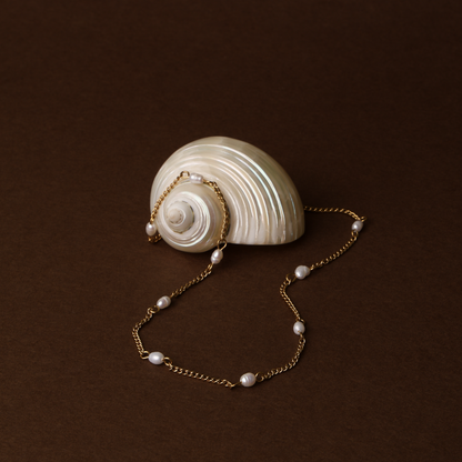 Dainty Gold Pearl Choker