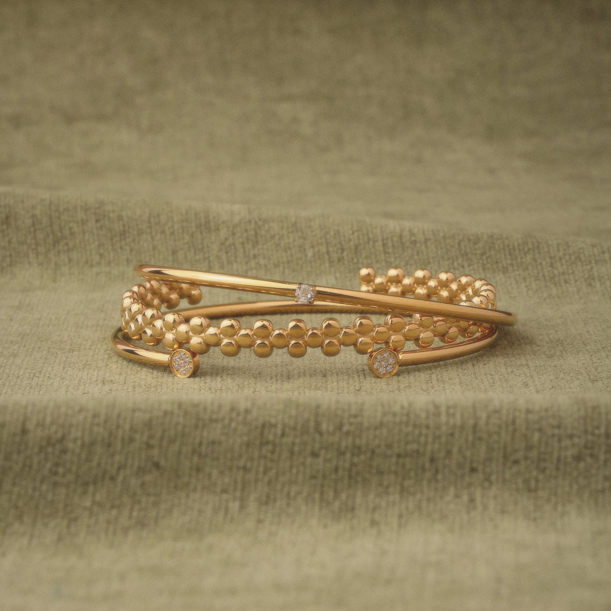 Thin Solar Cuff